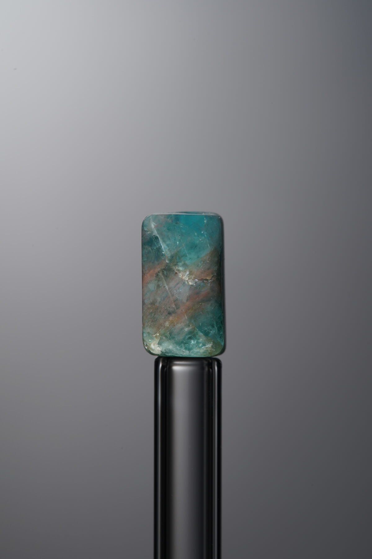D10-34 (4) Apatite-Blue-Long Barrel Bead-11mm - Image 1