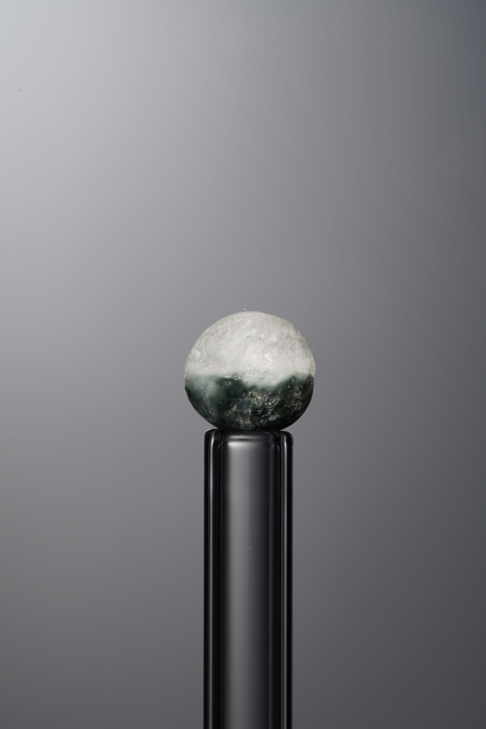 D10-61 (2) Hawk's Eye-Gray-Freeform-6mm - Image 1