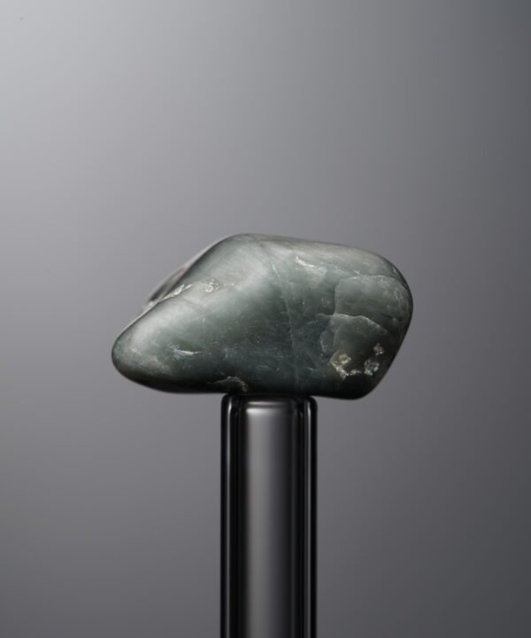 Hawk's Eye-Gray-Freeform-14mm