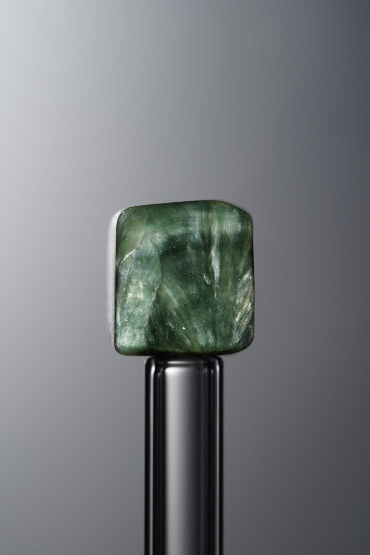Seraphinite-Green-Cube-9mm - Image 4