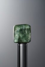 Seraphinite-Green-Cube-9mm - Image 4