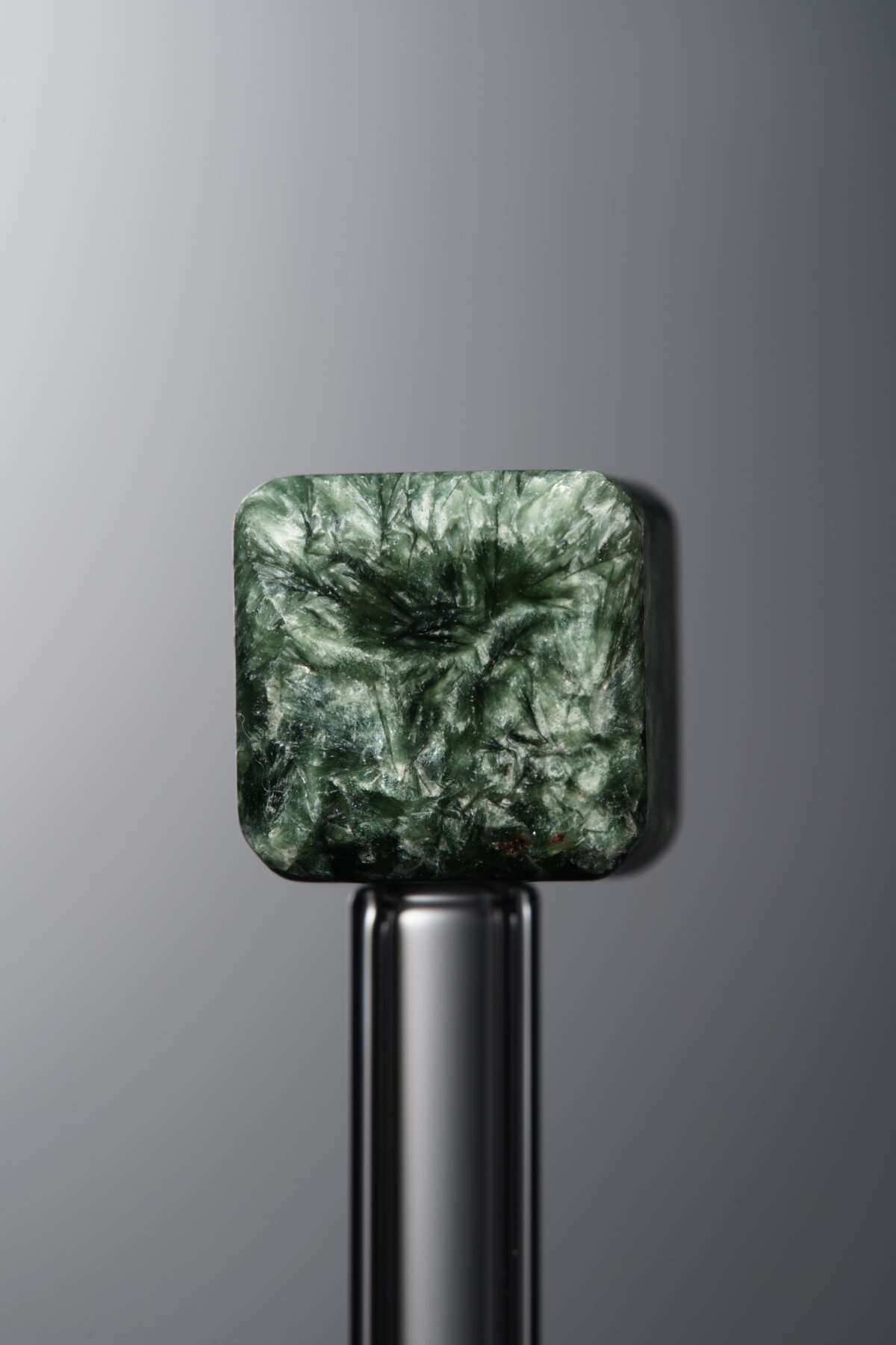 Seraphinite-Green-Cube-10mm - Image 1