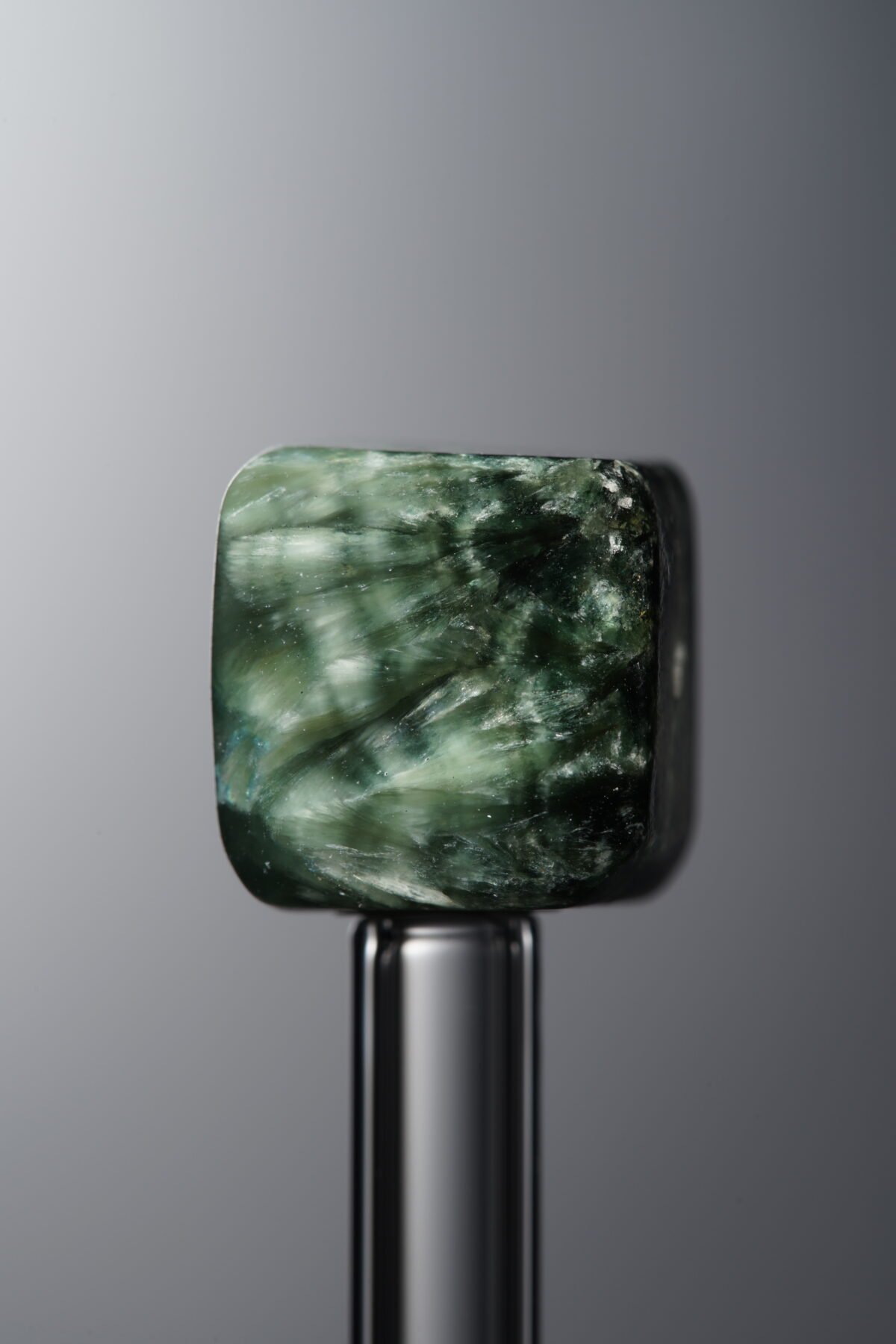 Seraphinite-Green-Cube-12mm - Image 4