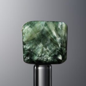 Seraphinite-Green-Cube-12mm