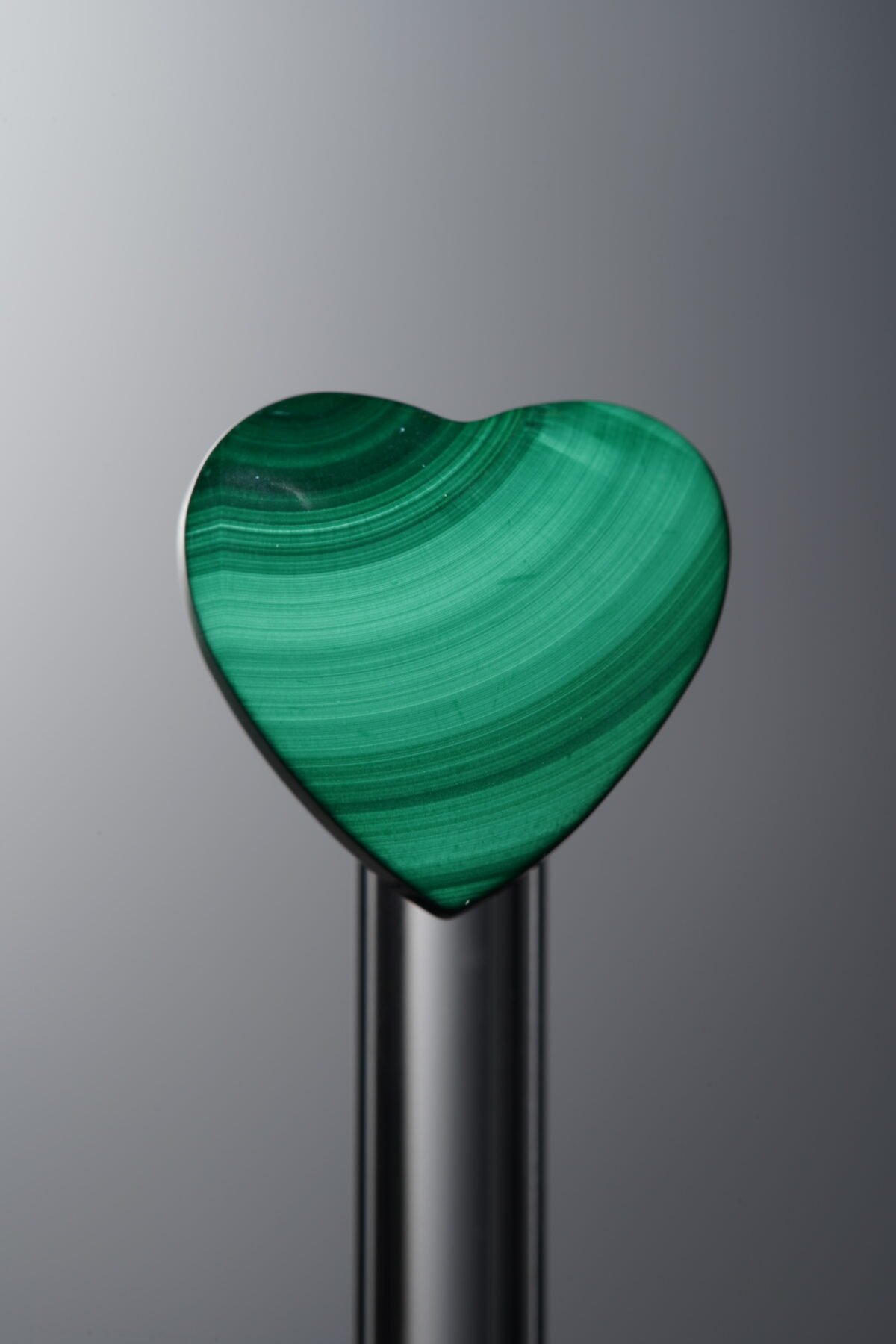 Malachite-Green-Heart-14mm - Image 1