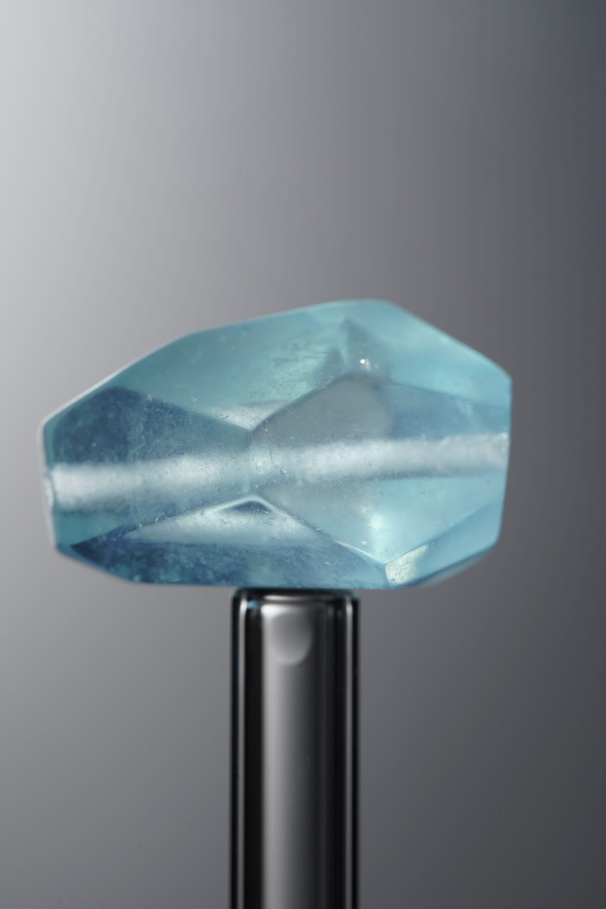 Aquamarine-Blue-Freeform-18mm - Image 3