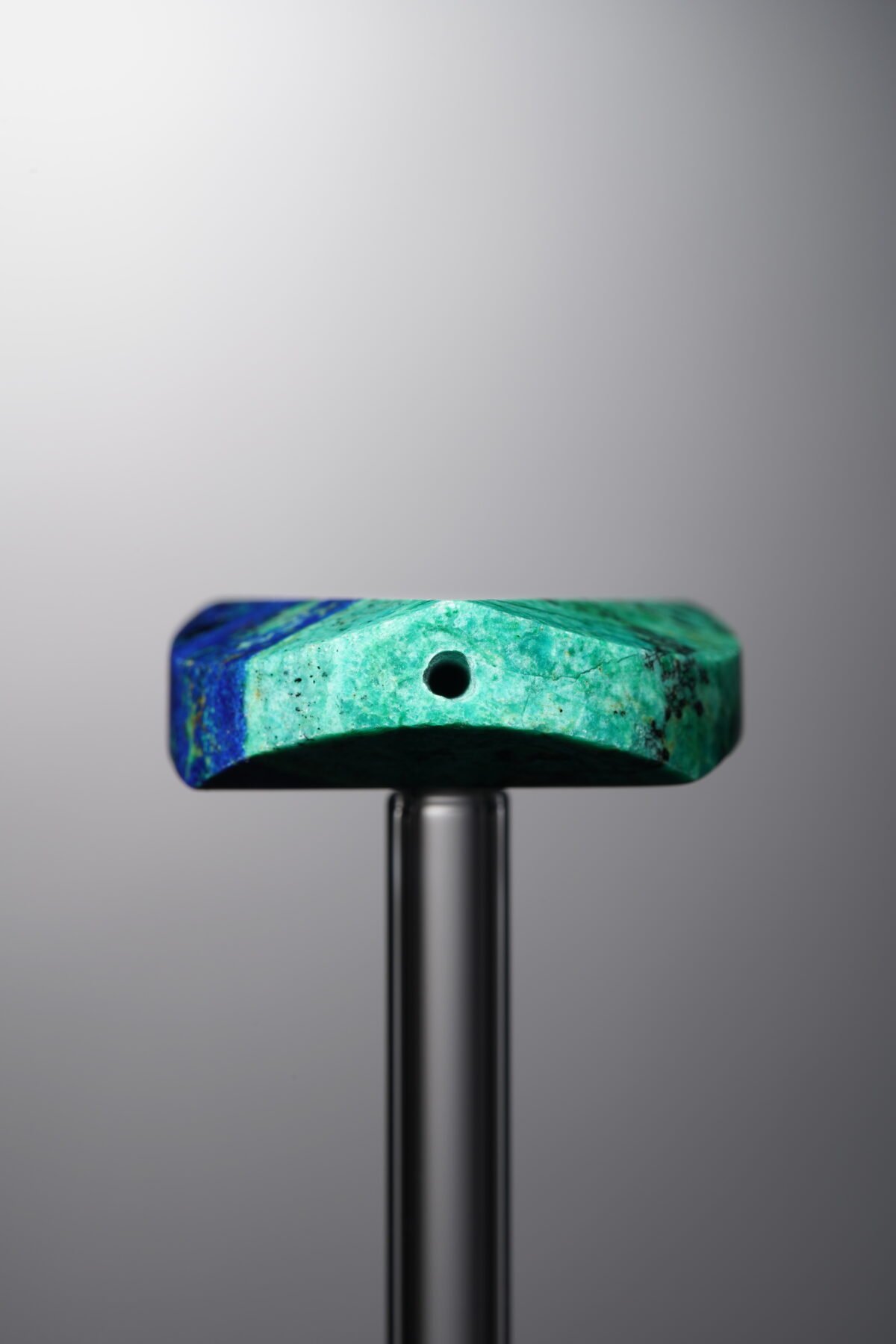 Phoenix Stone-Blue&Green-Disc Triangle Cut-23mm - Image 4