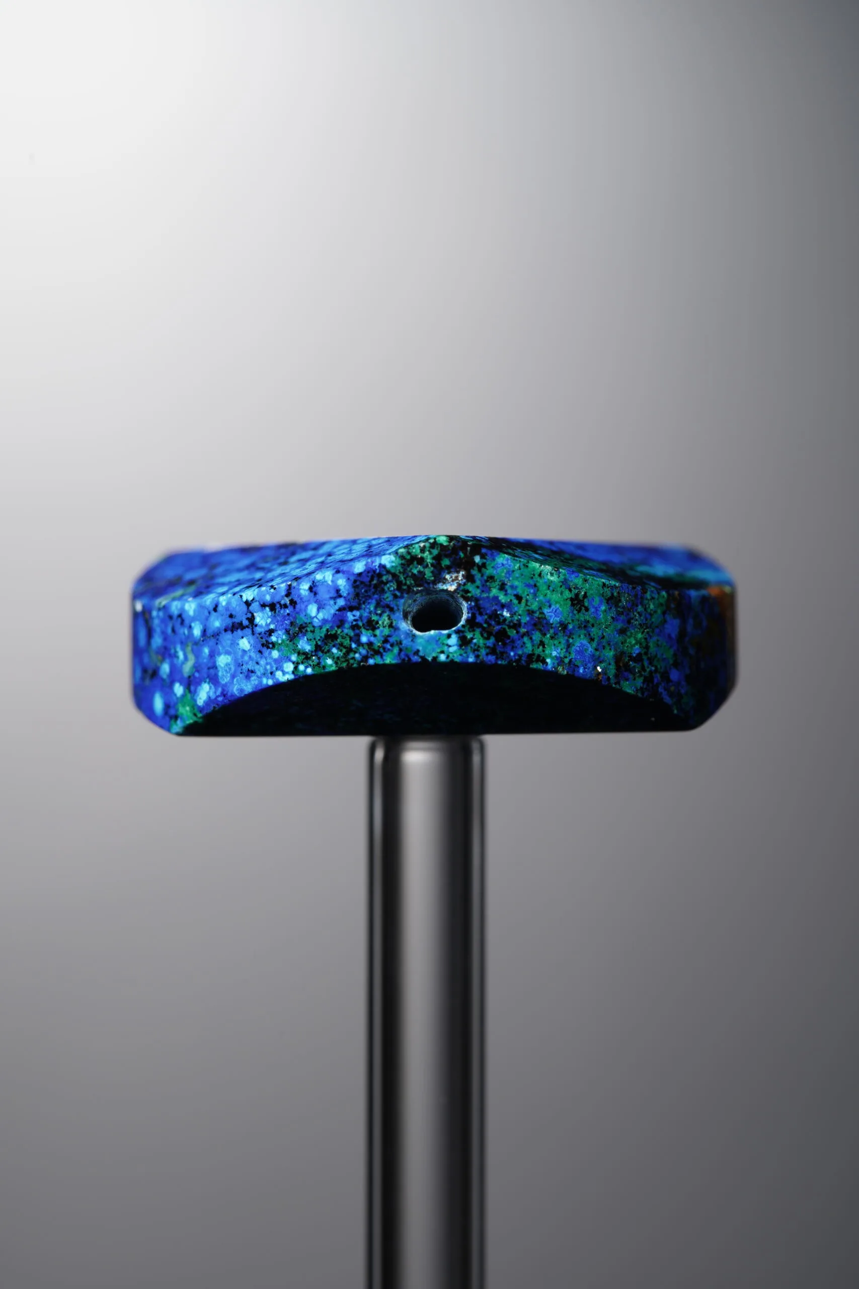 Phoenix Stone-Blue&Green-Disc Triangle Cut-25mm - Image 2