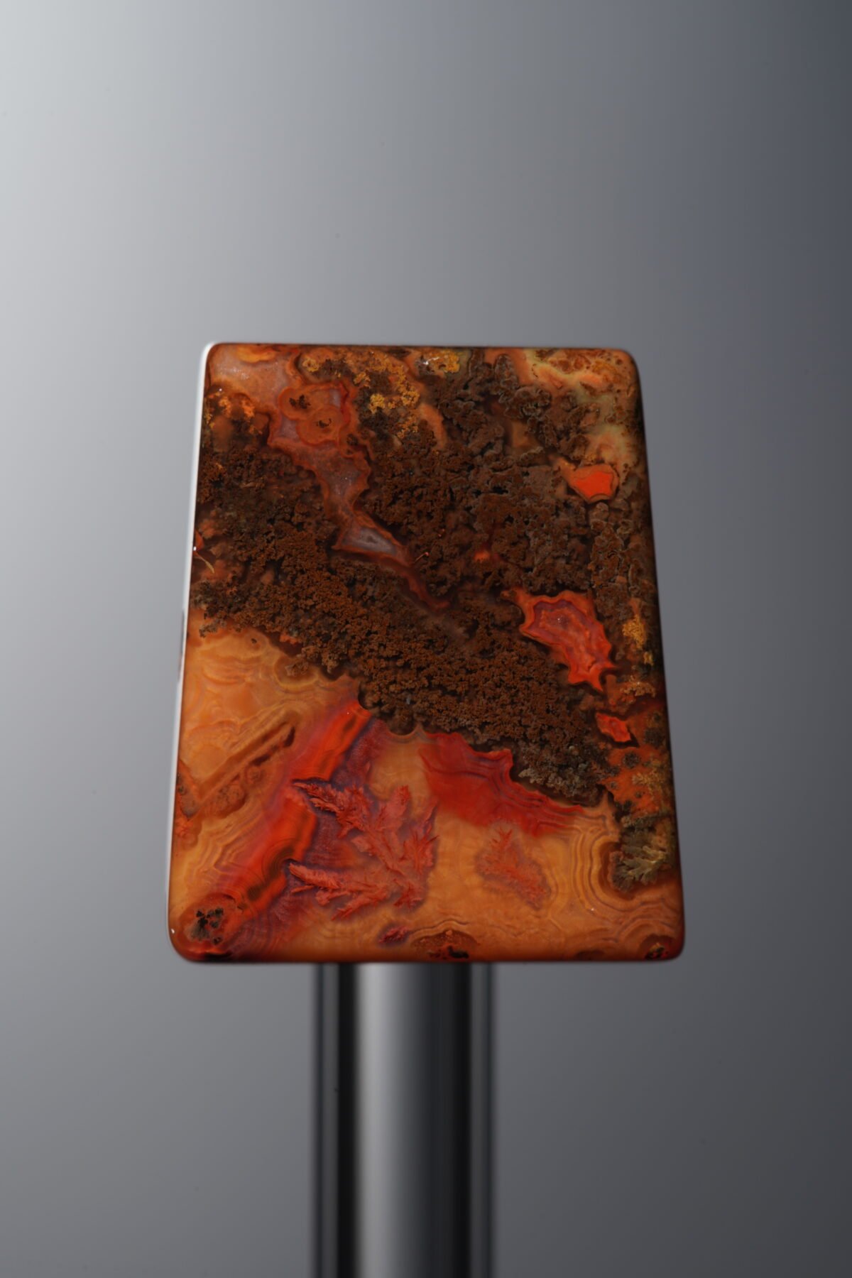 Agate-Red-Trapezoid Plaque-17mm - Image 1