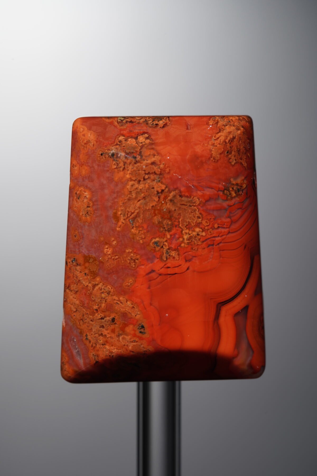 Agate-Red-Trapezoid&Round Plaque-29mm - Image 1