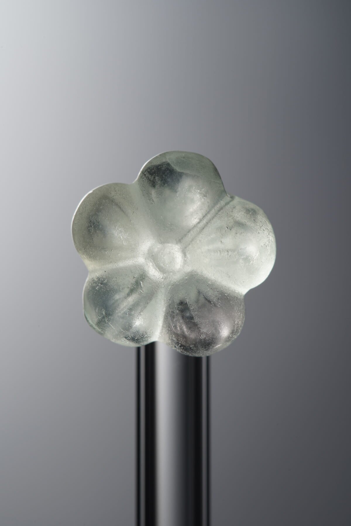 Fluorite-Green-Five-petaled Flower-13mm - Image 1