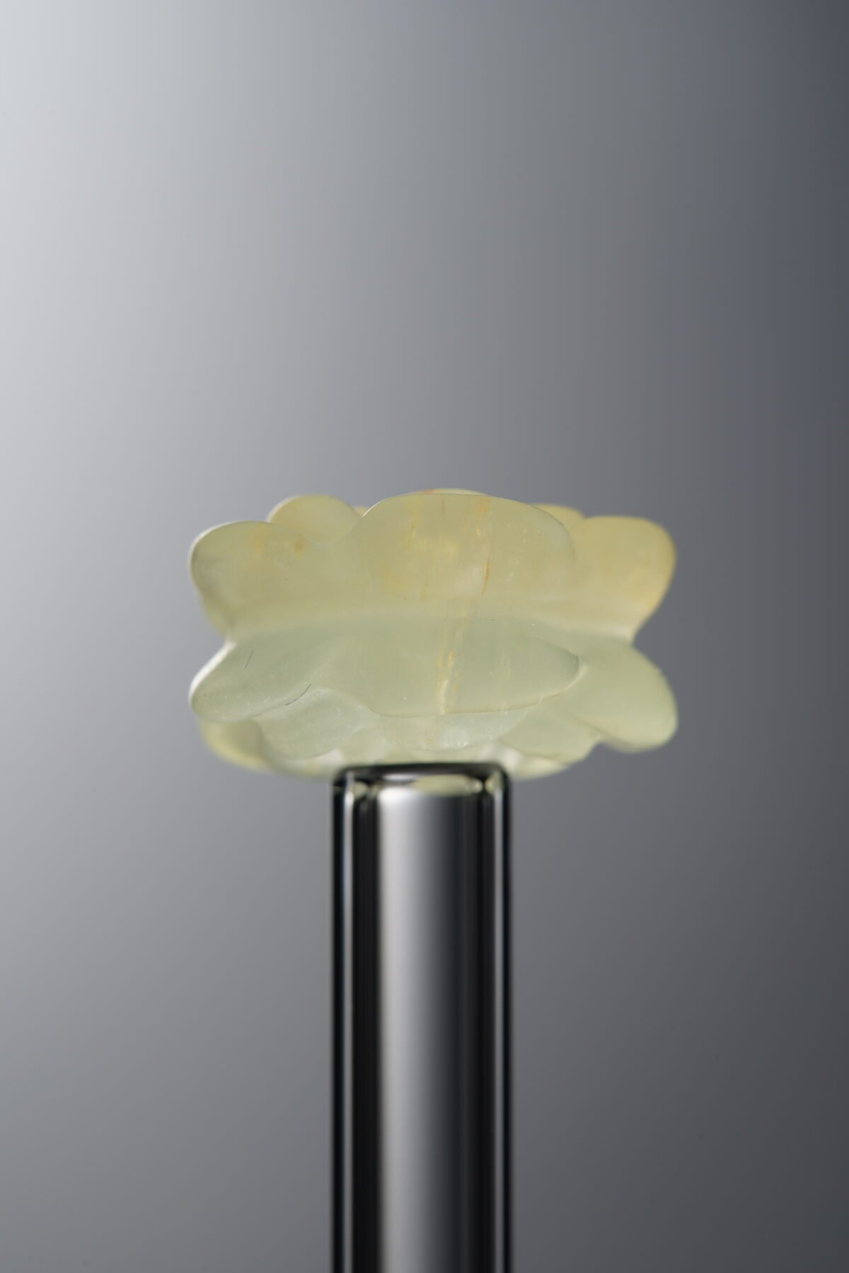 Fluorite-Yellow-Double-sided Flower-13mm - Image 4