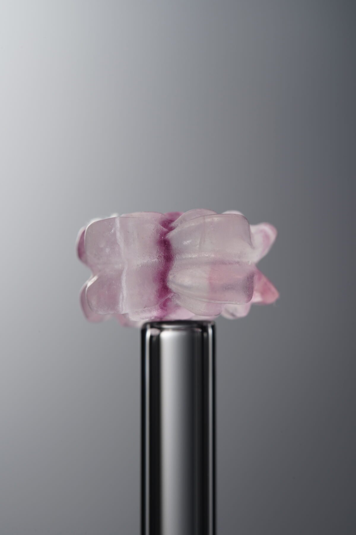 Fluorite-Red-Double-sided Flower-13mm - Image 2