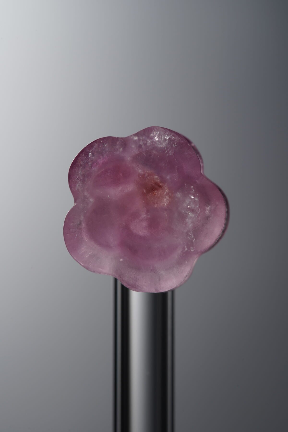 Fluorite-Red-Double-sided Flower-13mm - Image 1