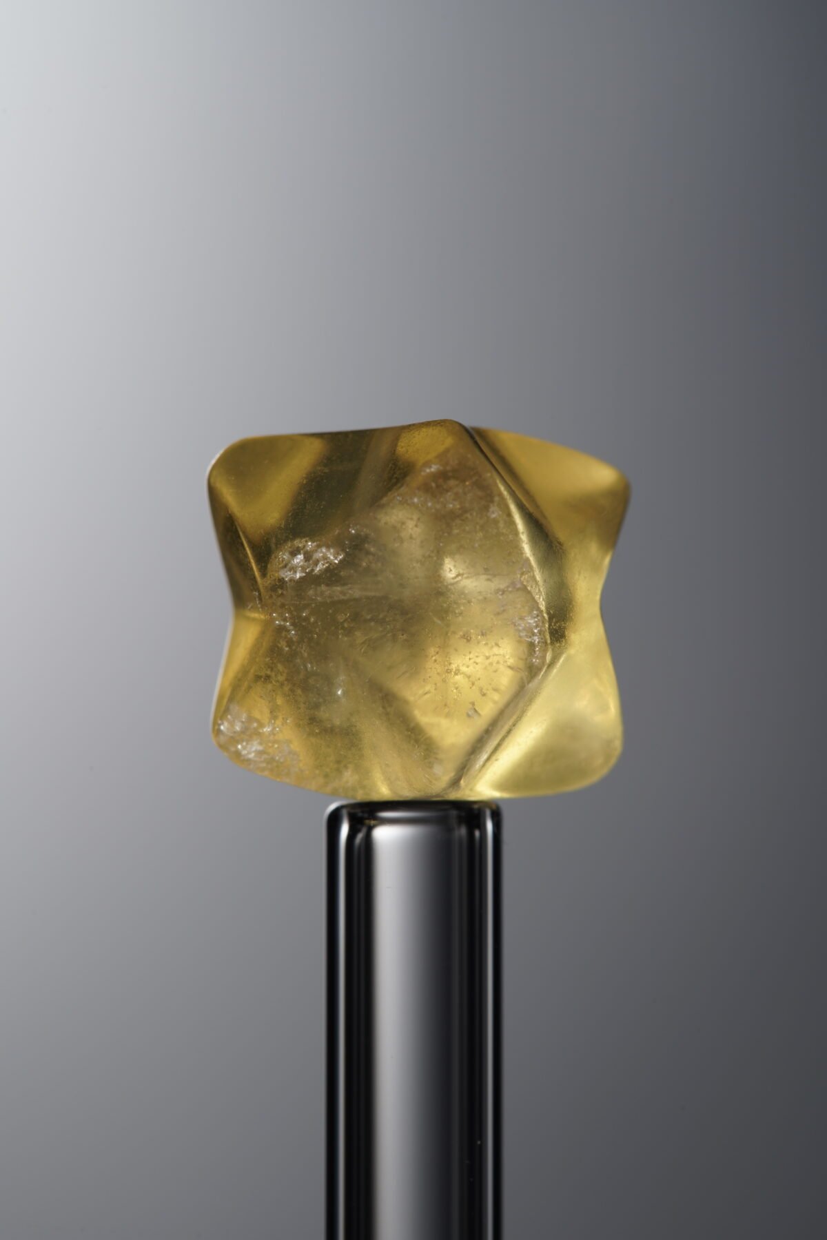 Fluorite-Yellow-Multilateral Cube-11mm - Image 1