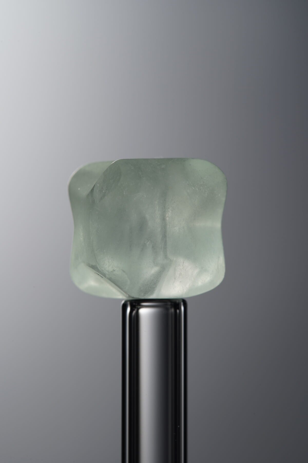 D5-16 (1) Fluorite-Green-Multilateral Cube-11mm - Image 1
