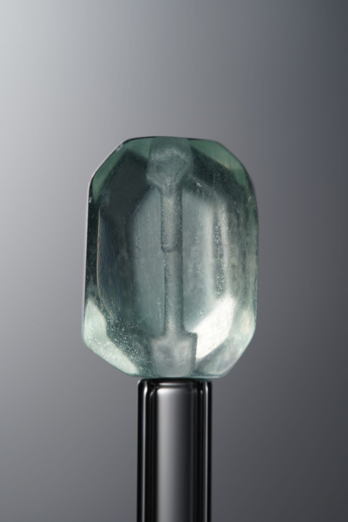 Fluorite-Green-Long Freeform-16mm - Image 1