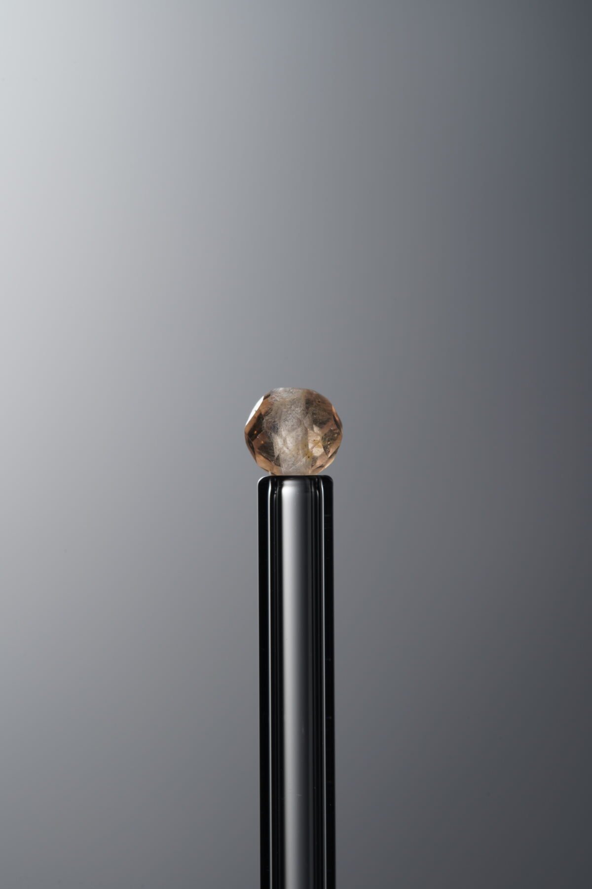 Fluorite-Yellow-Diamond-cut Bead-3mm - Image 1