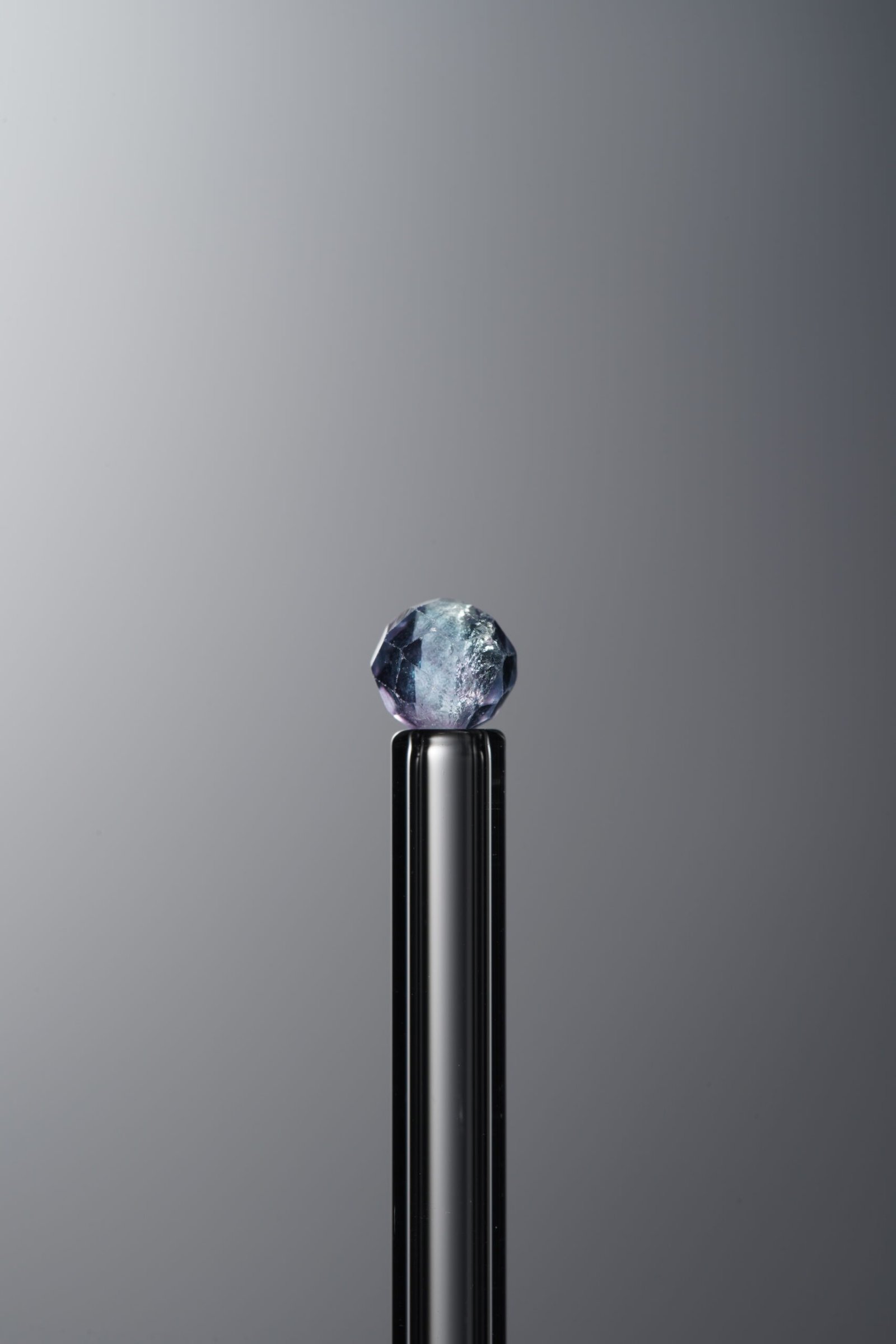 D5-37 (1) Fluorite-Blue-Diamond-cut Bead-3mm - Image 1