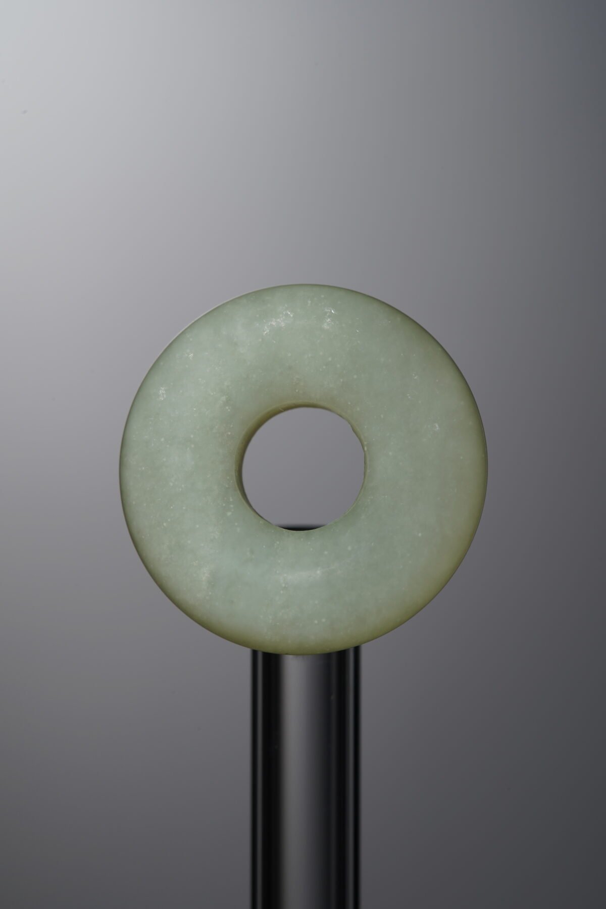 Hetian Jade-Green-Circle-17*4mm - Image 1
