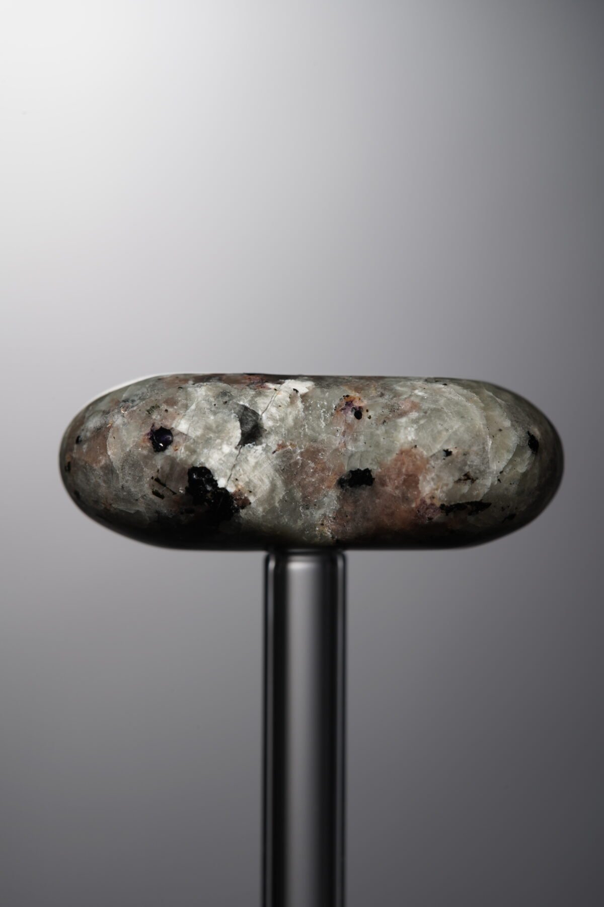 Flame Stone-Gray-Heart-30mm - Image 4