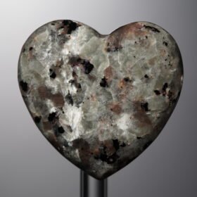 Flame Stone-Gray-Heart-30mm