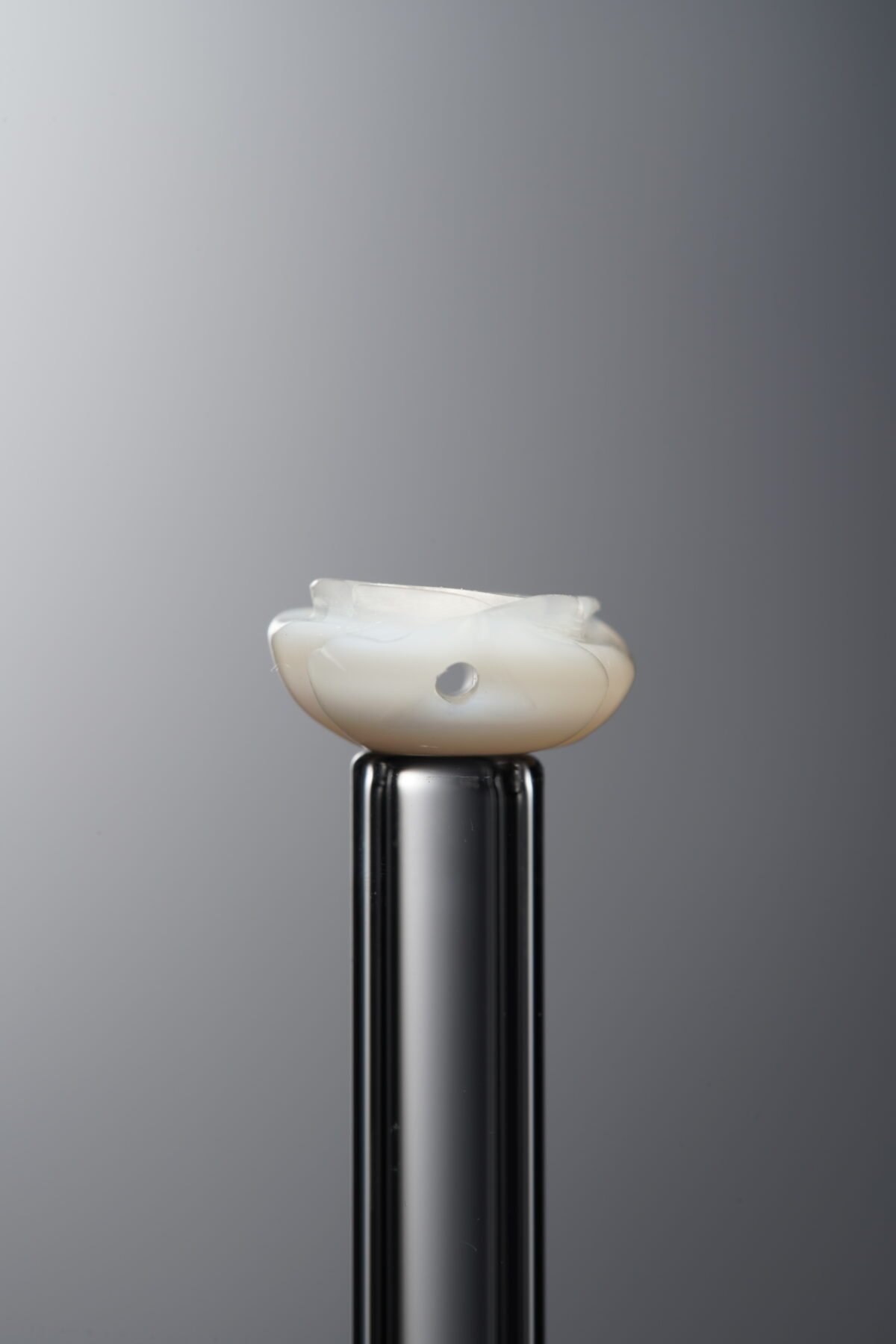 Mother of Pearl-White-Rose-9mm - Image 4