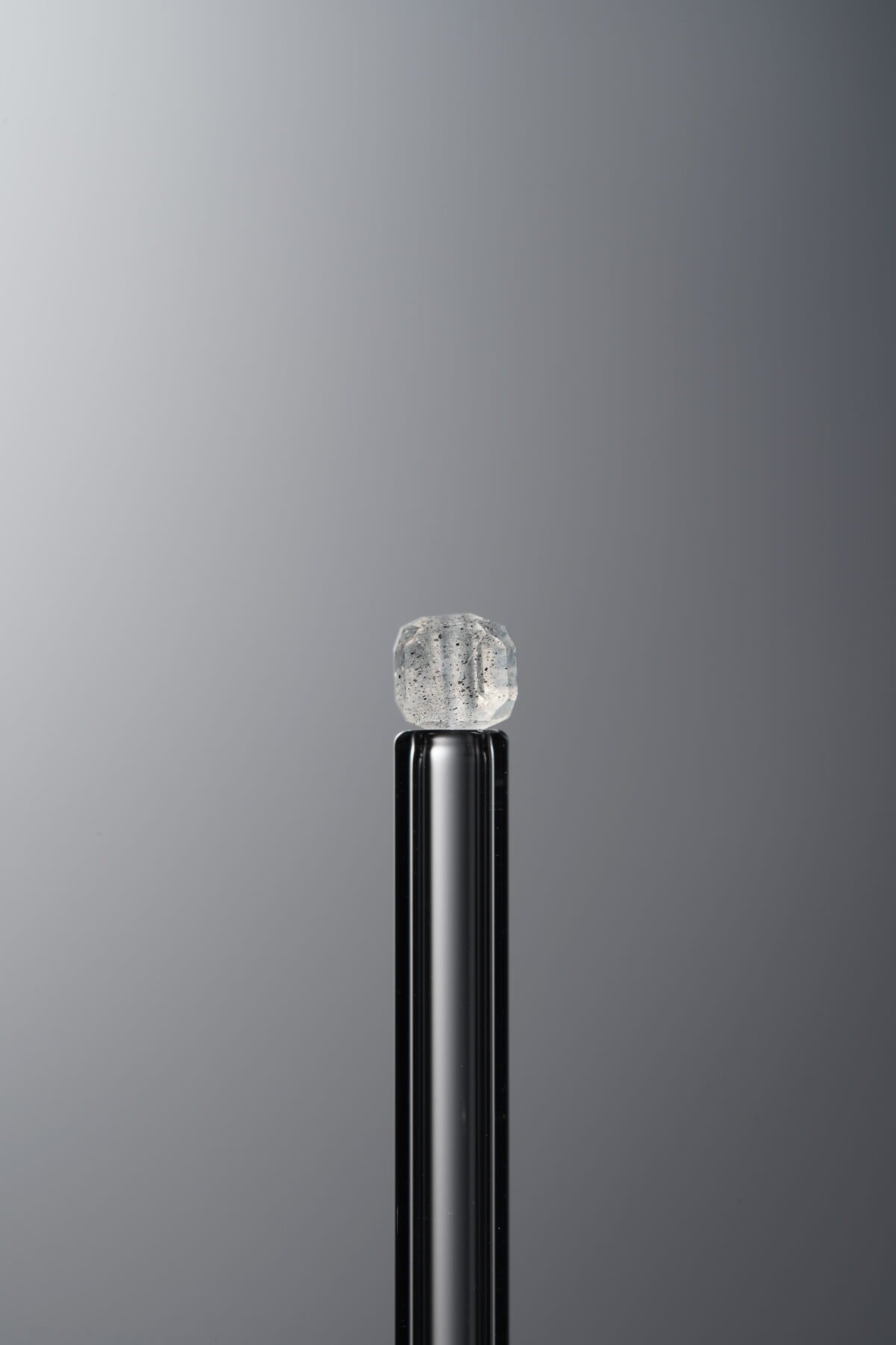 Moonstone-Gray-Cube-3mm - Image 2