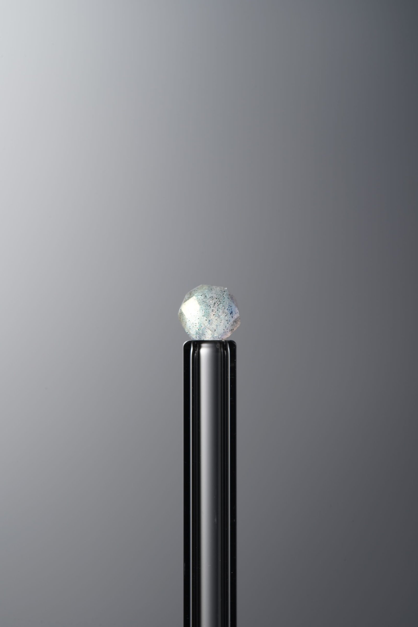 D6-14 (1) Moonstone-Gray-Diamond-cut Bead-3mm - Image 1