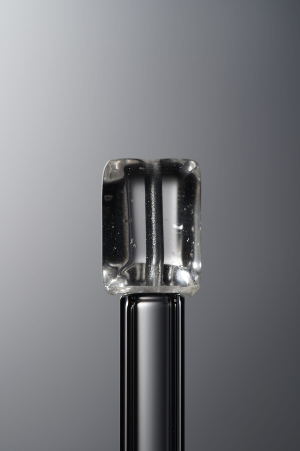 Crystal-White-Long Freeform-10mm - Image 1