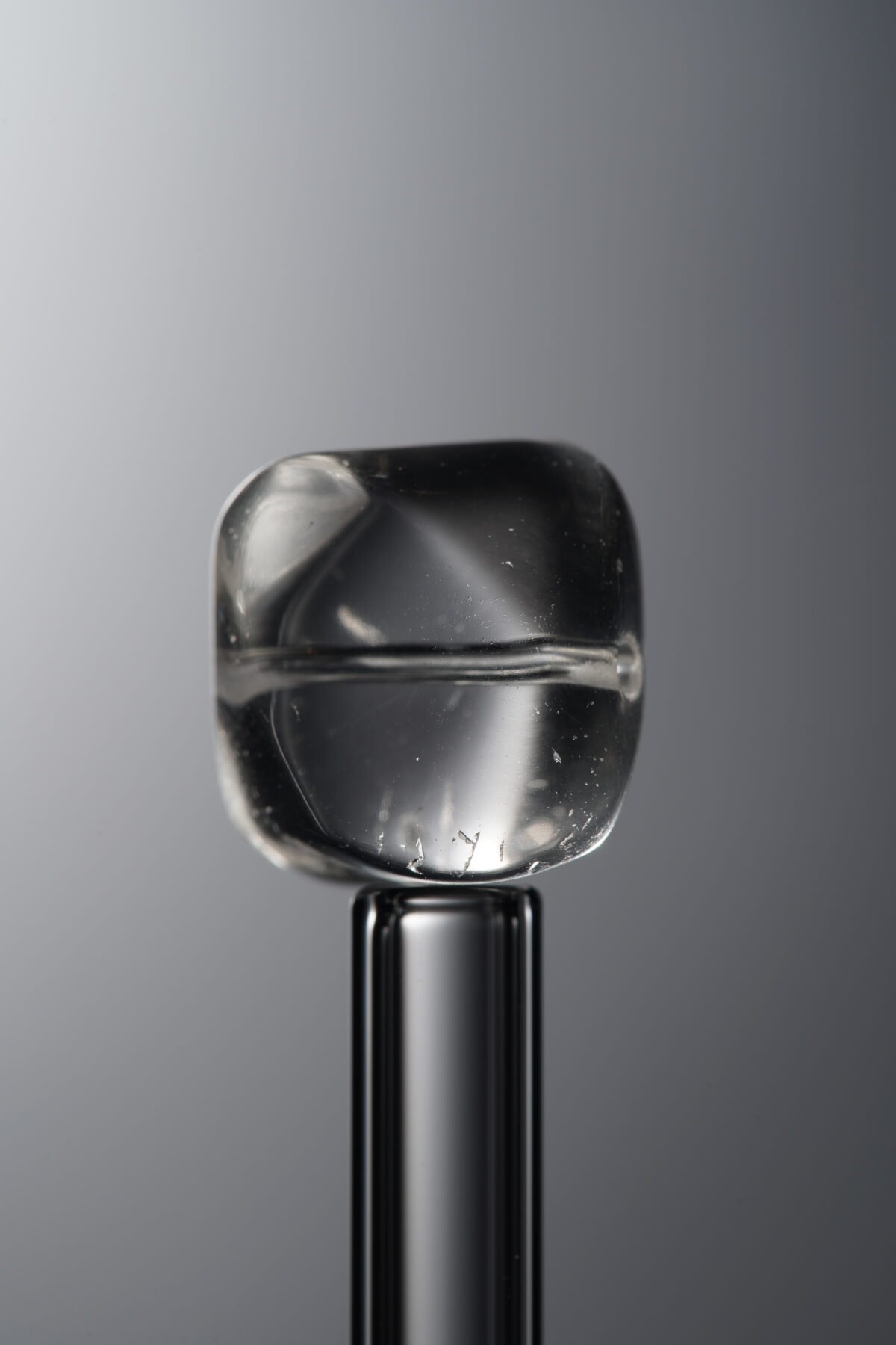 Crystal-White-Long Freeform-12mm - Image 1