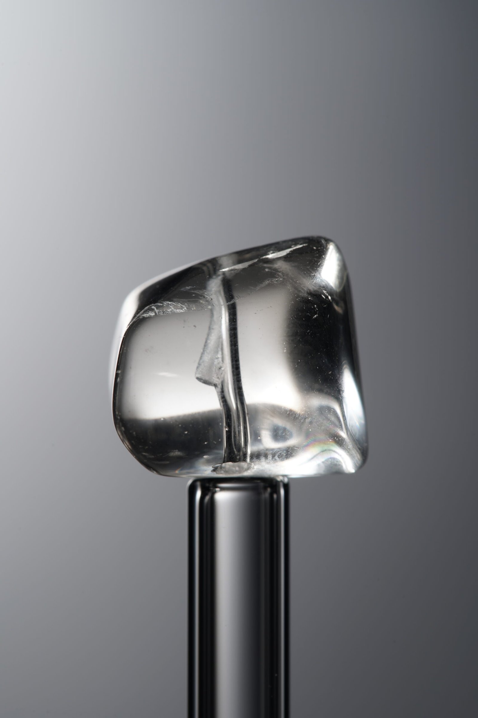 D6-35 (1) Crystal-White-Long Freeform-12mm - Image 1