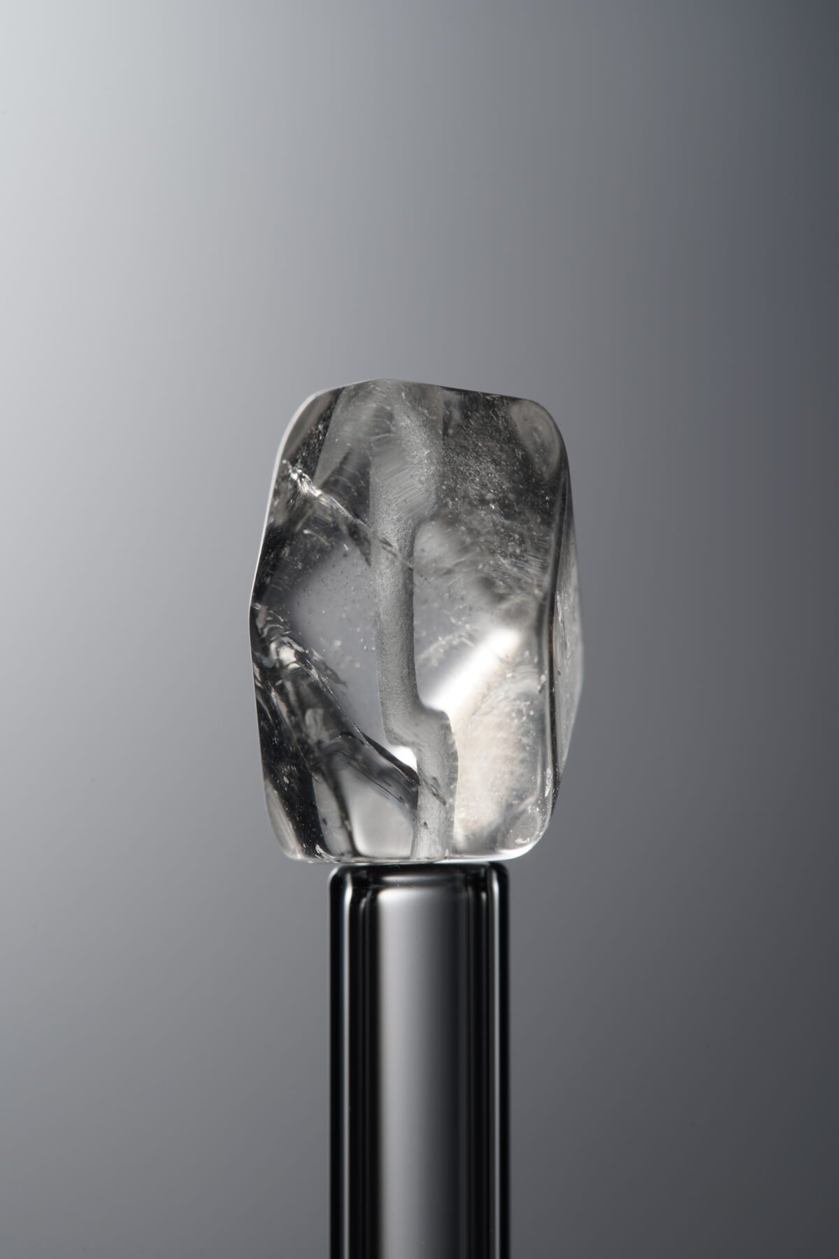 Crystal-White-Long Freeform-13mm - Image 3