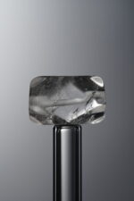 Crystal-White-Long Freeform-13mm - Image 2