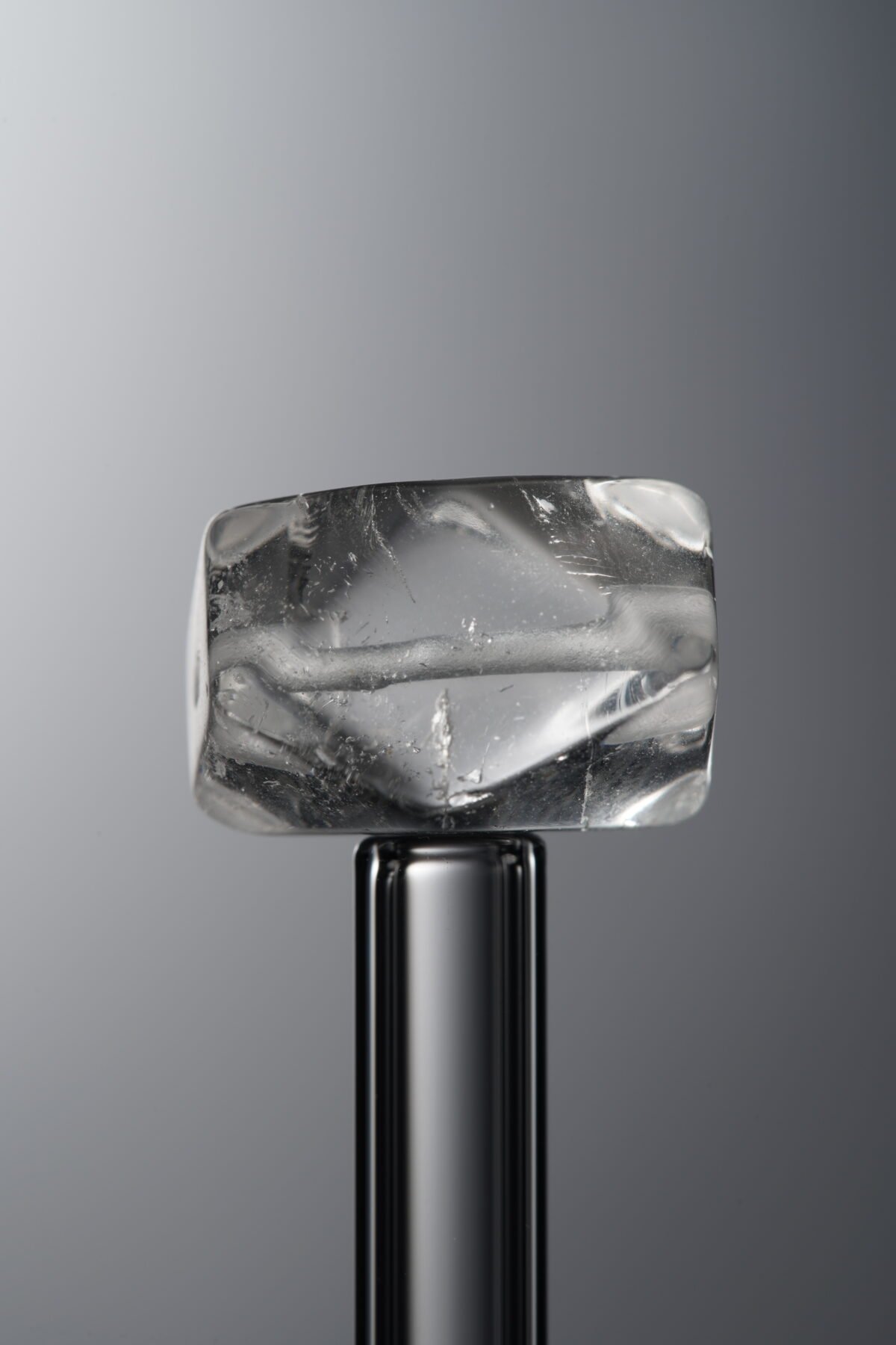Crystal-White-Long Freeform-13mm - Image 4