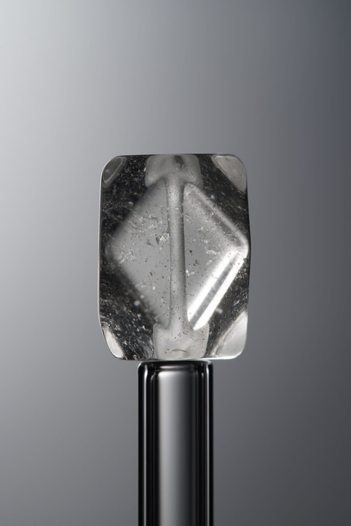 Crystal-White-Long Freeform-13mm - Image 3