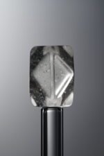 Crystal-White-Long Freeform-13mm - Image 3