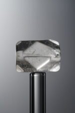 Crystal-White-Long Freeform-13mm - Image 4