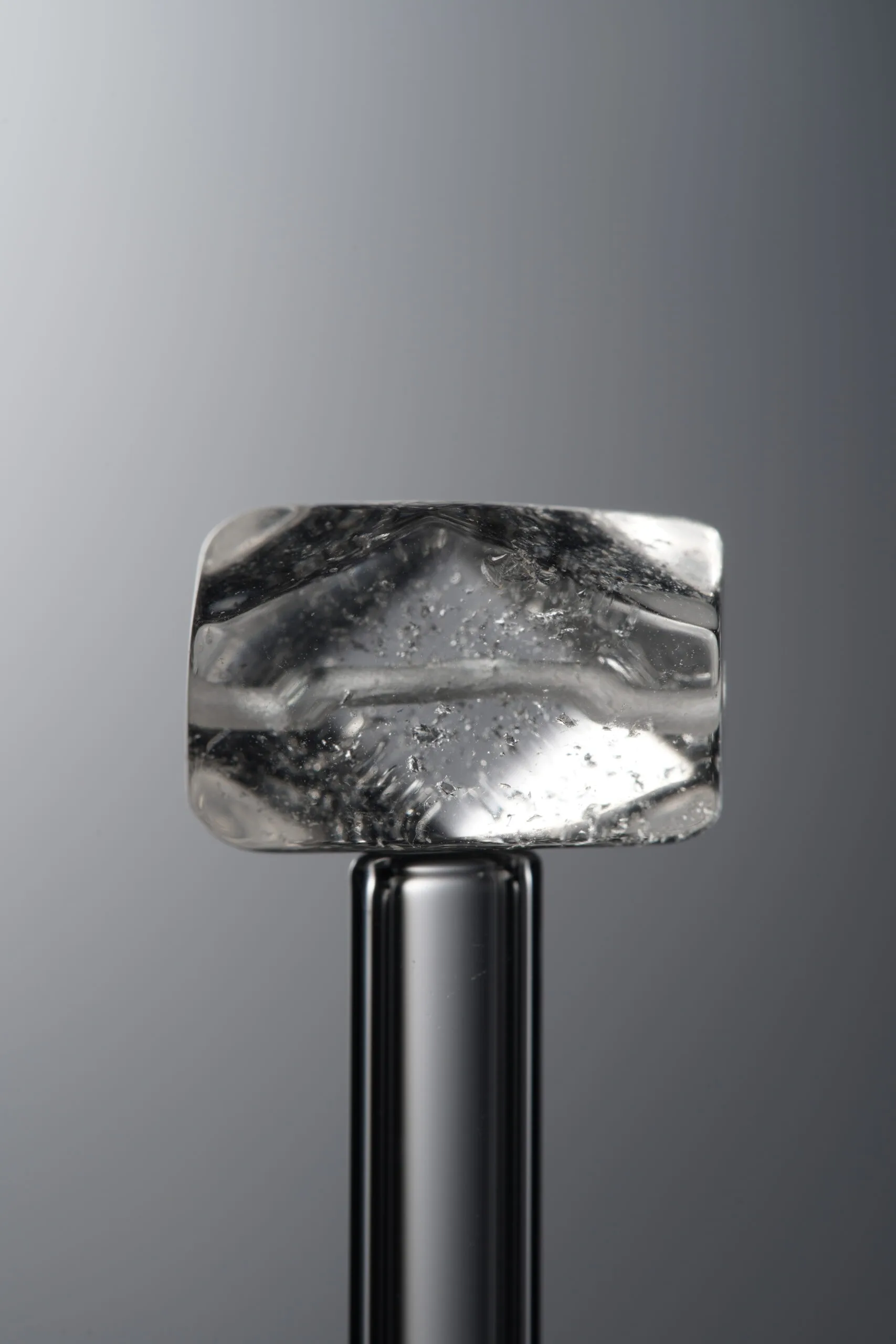 Crystal-White-Long Freeform-14mm - Image 2