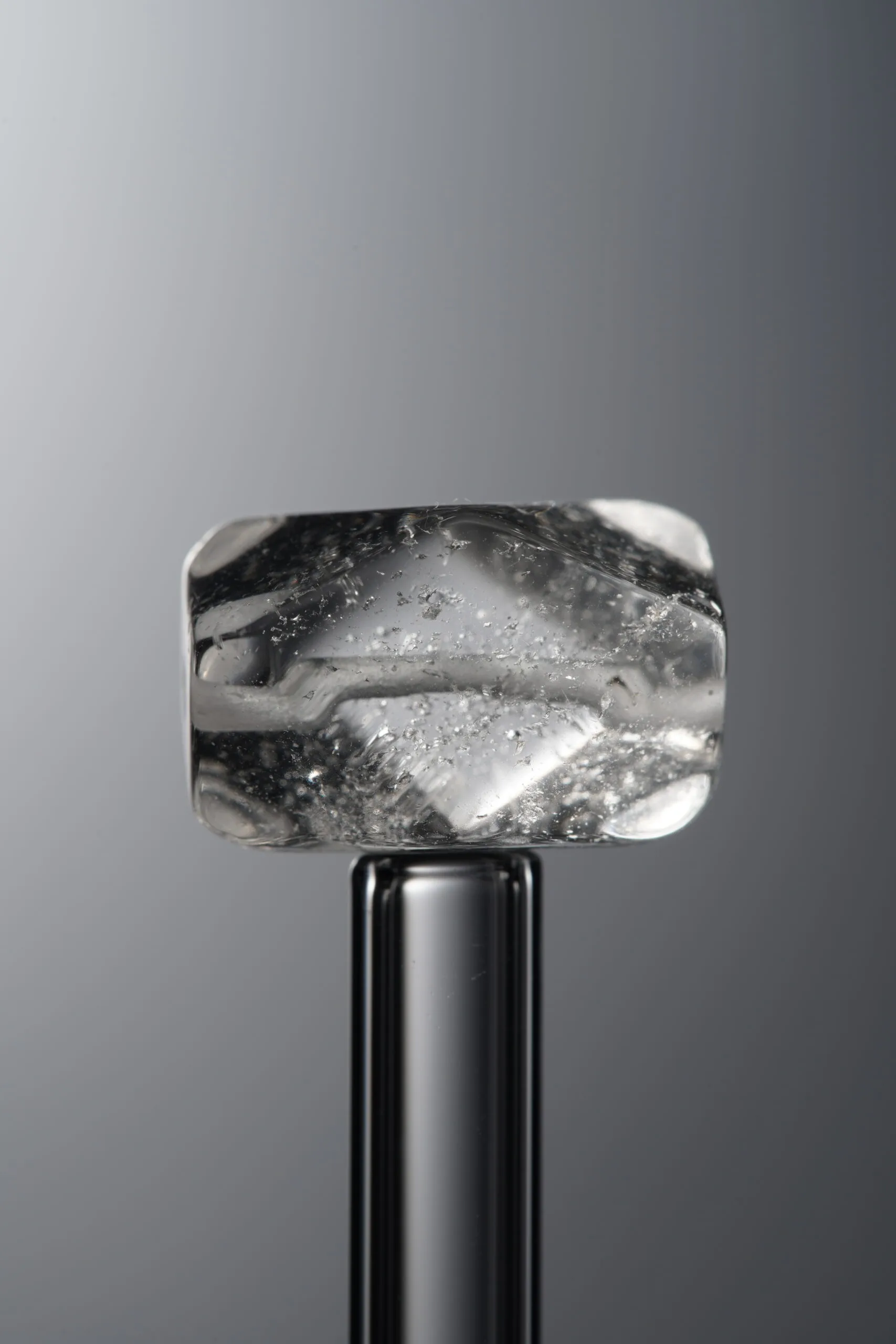 Crystal-White-Long Freeform-14mm - Image 4