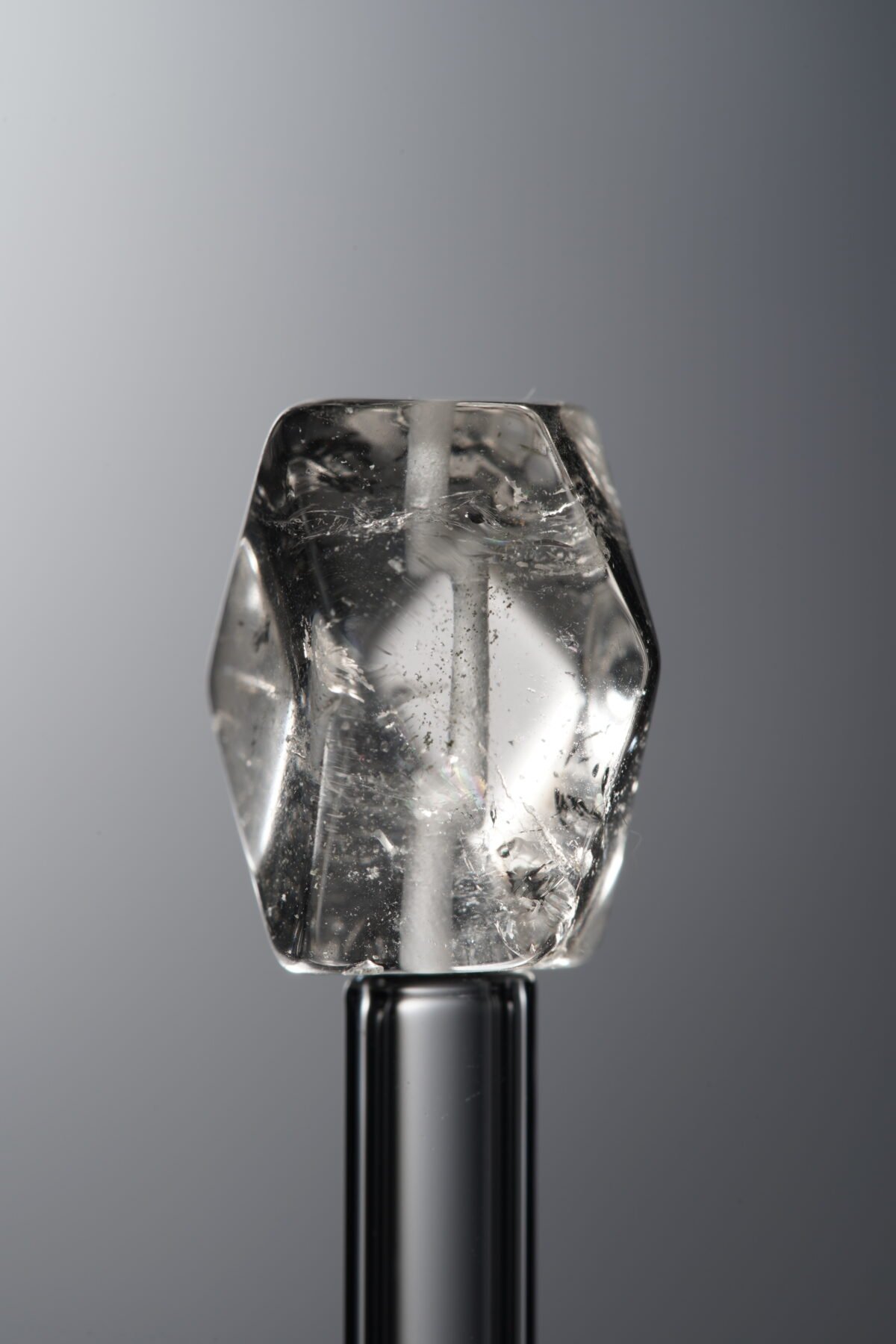 Crystal-White-Long Freeform-15mm - Image 1