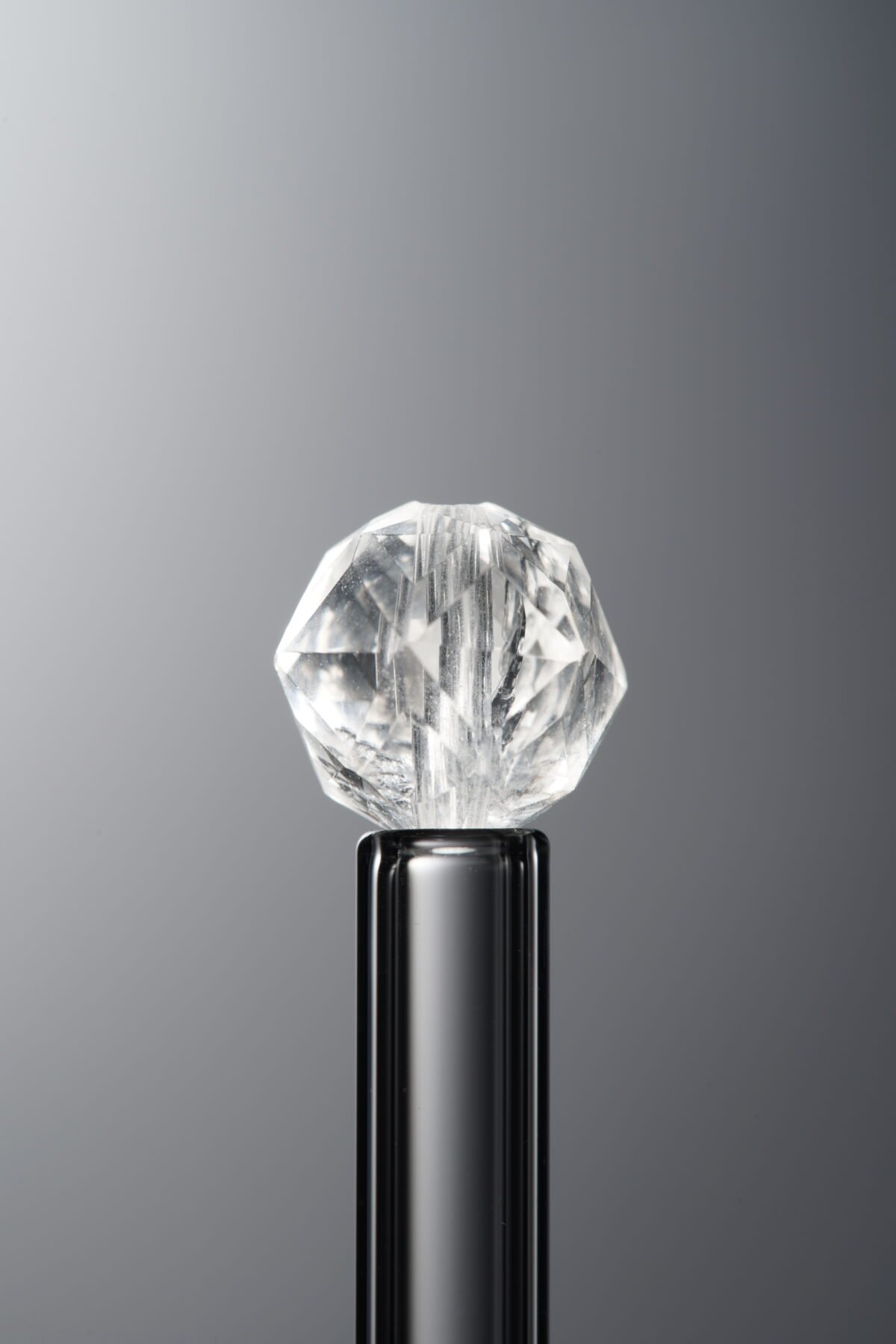 Crystal-White-Diamond-cut Bead-8mm - Image 3