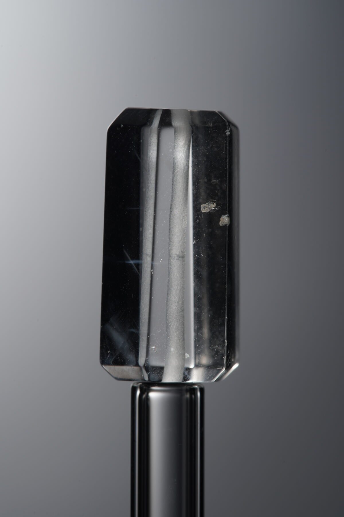 Crystal-White-Rectangle Block-18mm - Image 1