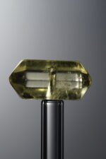 Crystal-Yellow-Double-point Rectangle Block-18mm - Image 2