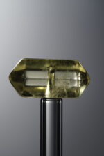 Crystal-Yellow-Double-point Rectangle Block-18mm - Image 2