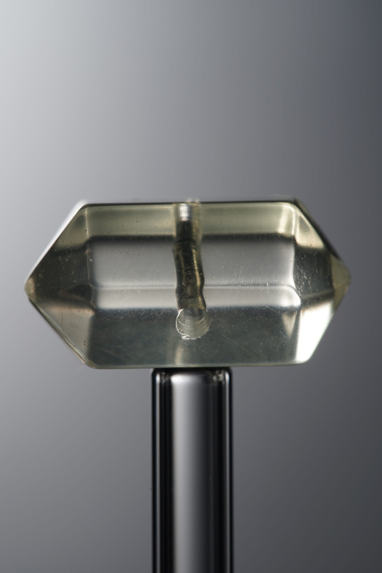 D7-281 (1) Crystal-Yellow-Double-point Rectangle Block-20mm - Image 1