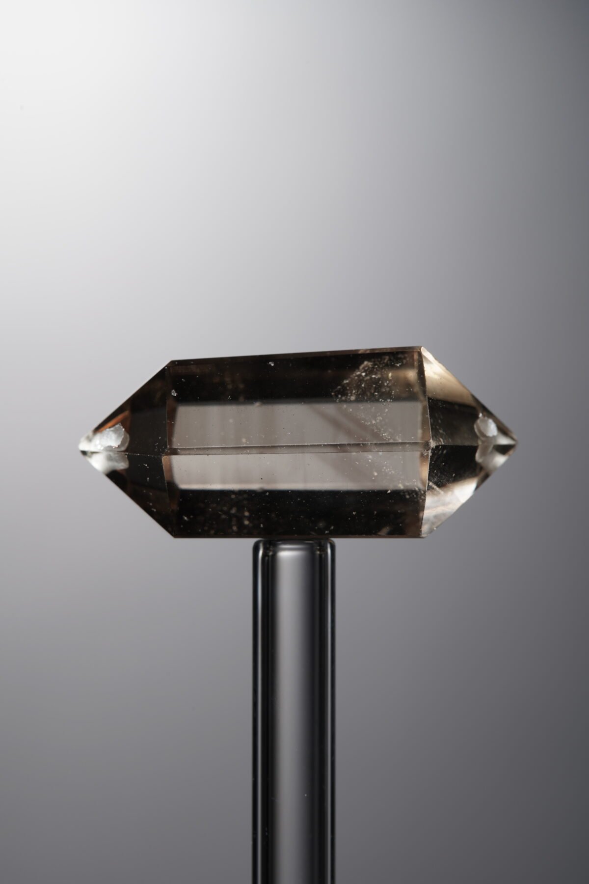 Crystal-Brown-Double-point Rectangle Block-26mm - Image 1