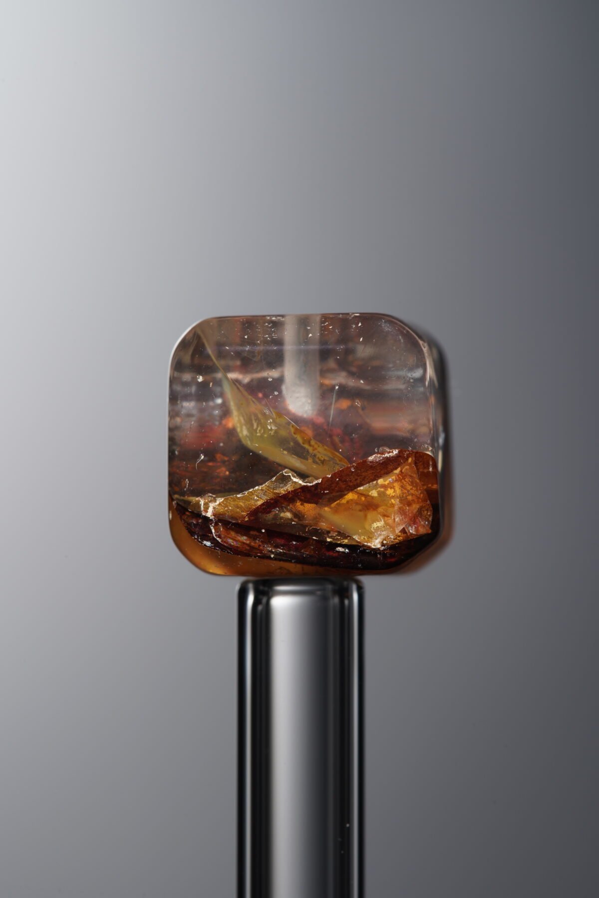 Crystal-Red-Cube-10mm - Image 4