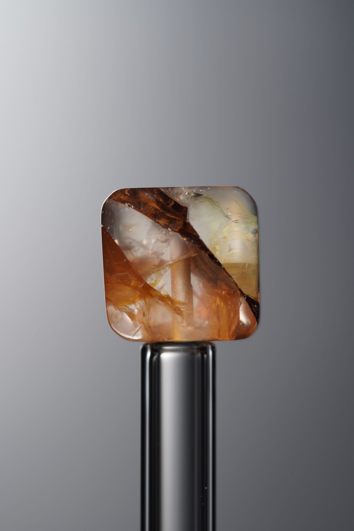 Crystal-Red-Cube-10mm - Image 2