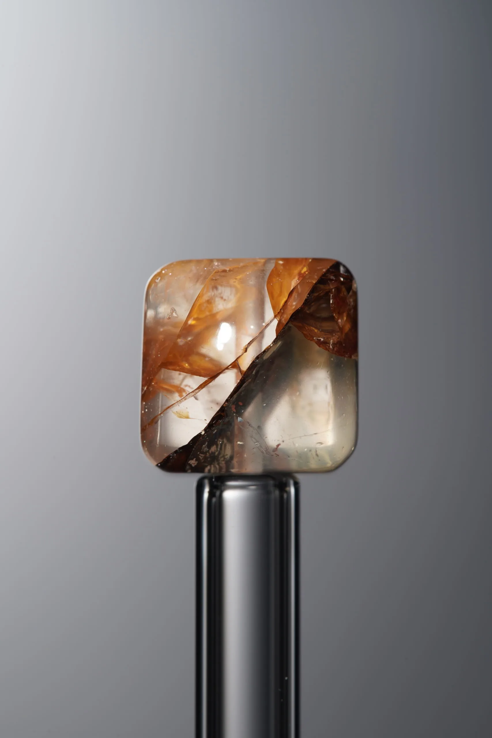 Crystal-Red-Cube-10mm - Image 1